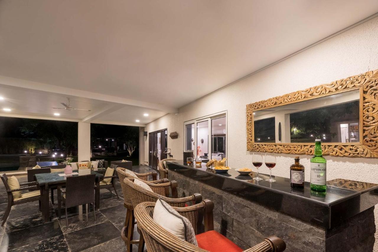 The Leaf By Stayvista - An Enchanting Escape Offering A Pool, Terrace, Lush Lawn, Contemporary Interiors, And Indoor Games Alibag Bagian luar foto