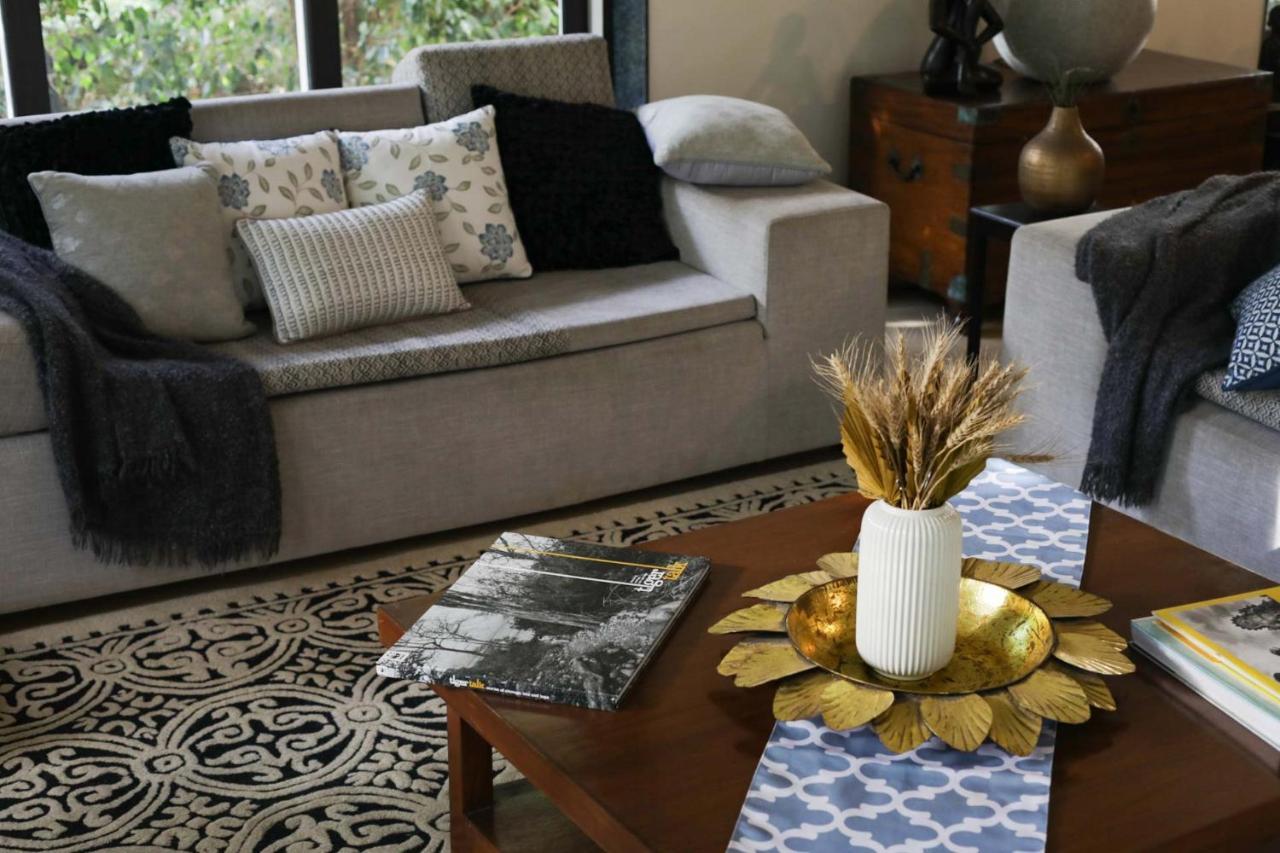 The Leaf By Stayvista - An Enchanting Escape Offering A Pool, Terrace, Lush Lawn, Contemporary Interiors, And Indoor Games Alibag Bagian luar foto